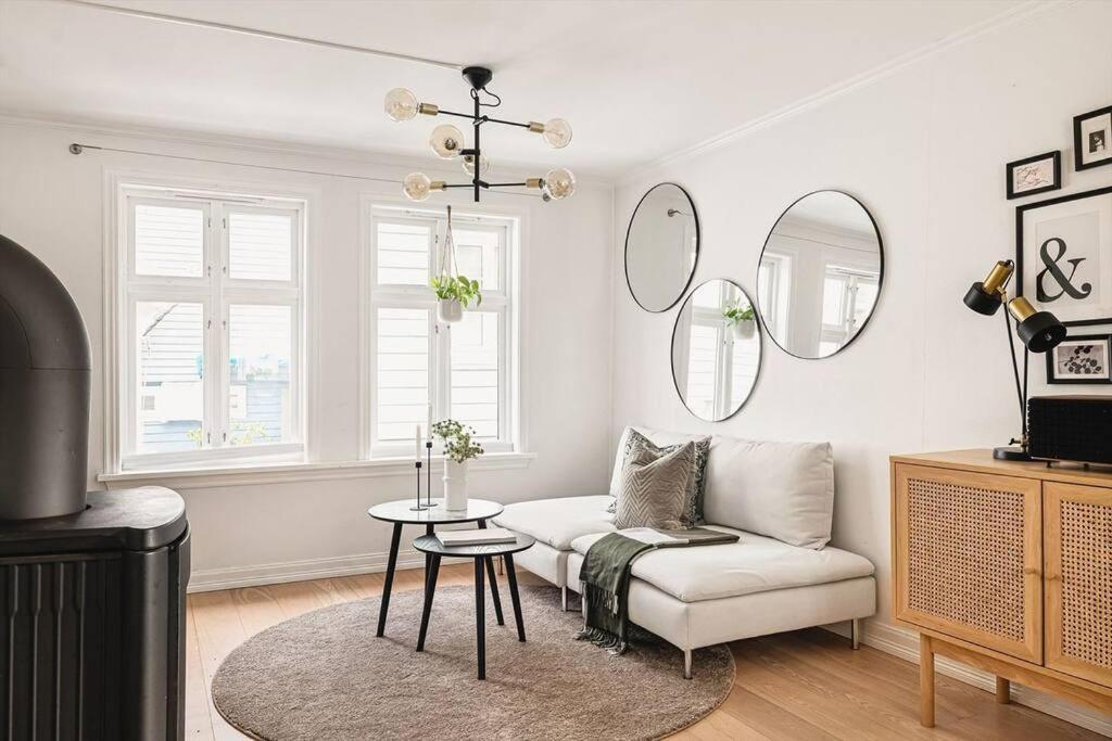 Beautiful Bergen House From 1790アパートメント エクステリア 写真